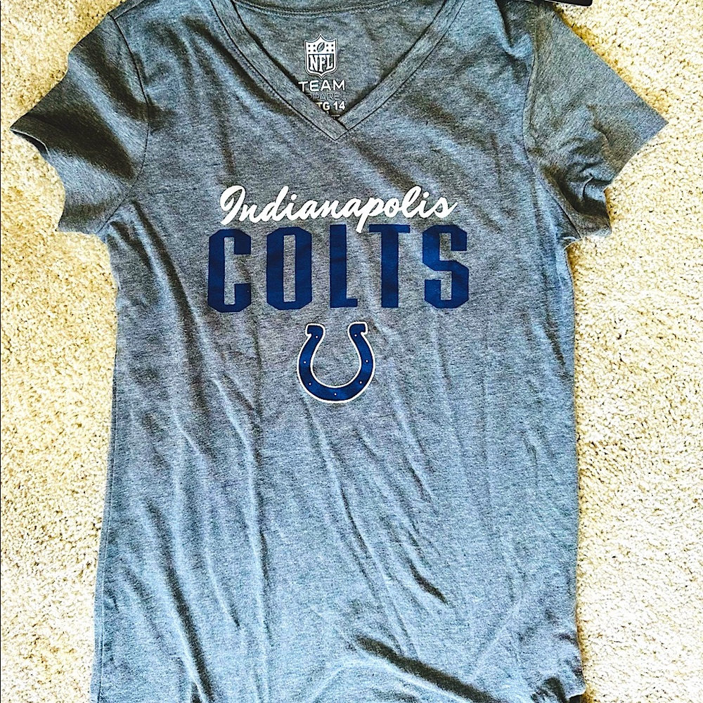 Women’s Colts shirt